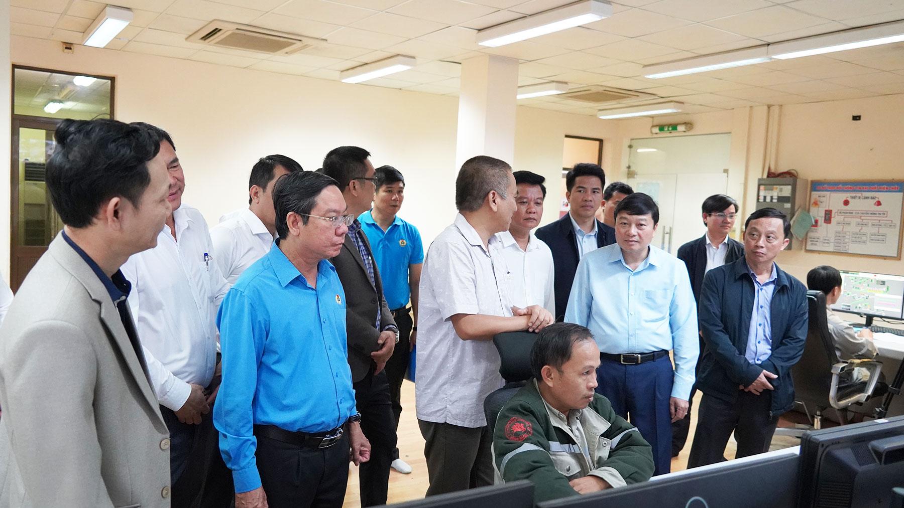 Bản tin hoạt động nổi bật của lãnh đạo UBND tỉnh trong tuần (từ 23/02 - 27/02/2026)